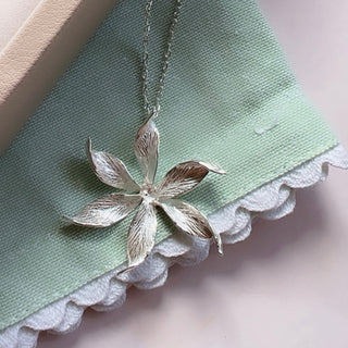 Sterling Silver Flower Pendant Necklace